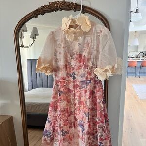 Designer flower dress look alike, beautiful 😍